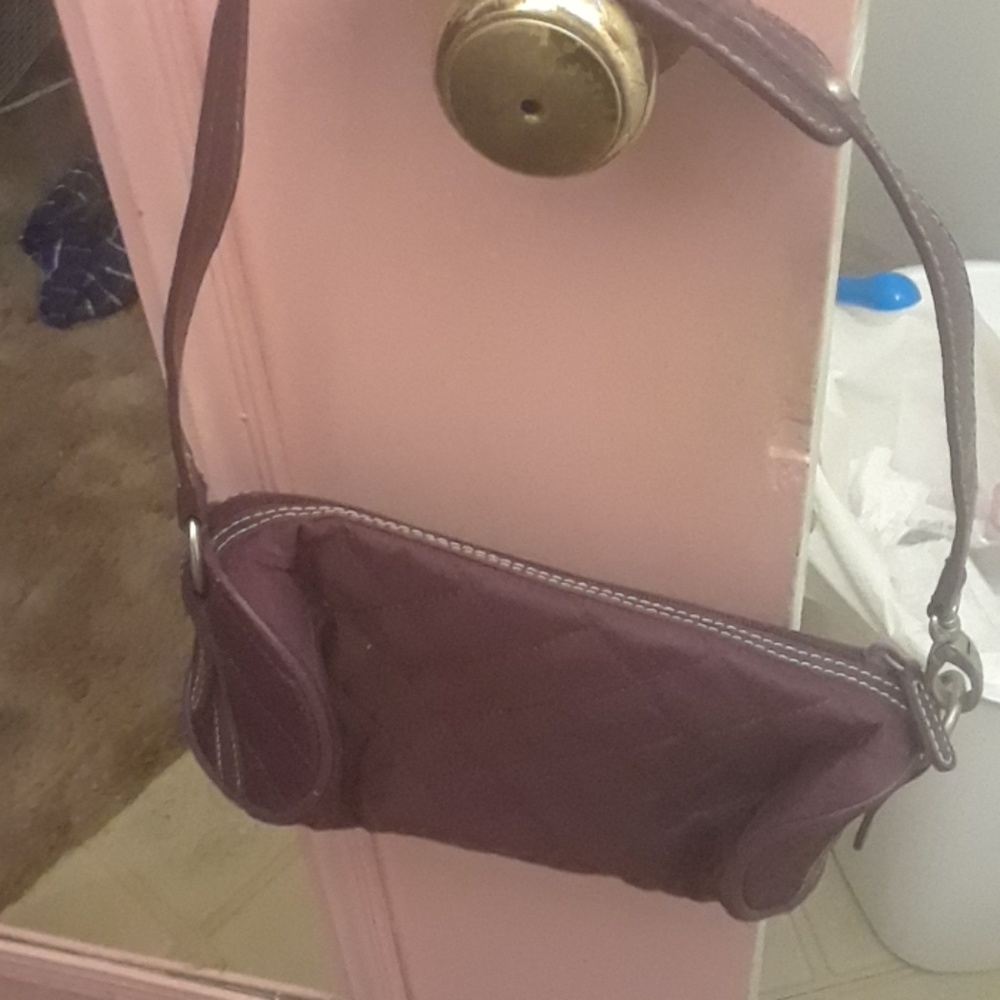 Purse - Picture 2 of 2